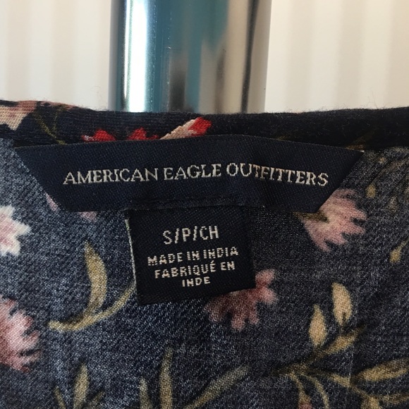 American Eagle navy blue tunic/dress with red pink green flowers 🌺 Size S - Picture 2 of 8
